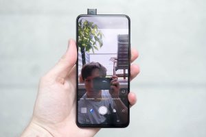 Top 5 Smartphones With Pop Up Selfie Camera